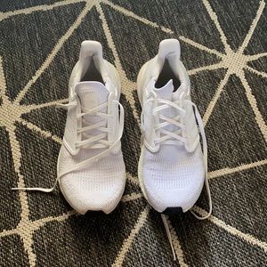 Women’s Adidas Ultra Boost 20 white